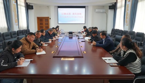南宁市兴宁区委副书记文瑞到白云山盈康调研指导工作